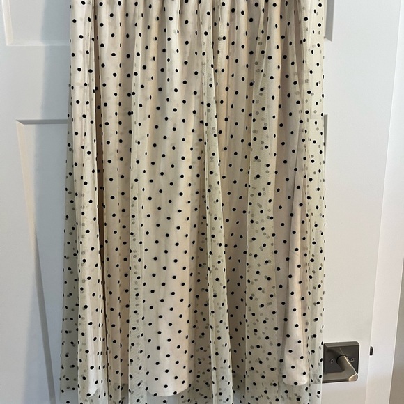 H&M Cream A-Line Midi Skirt with Pleats - Picture 3 of 5